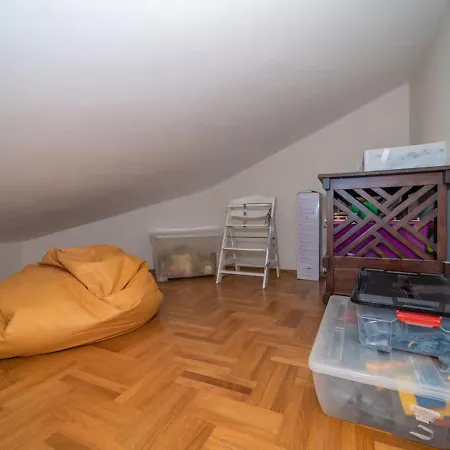 Holiday home Prekrasna Kuca Za Odmor Za Nezaboravan Odmor